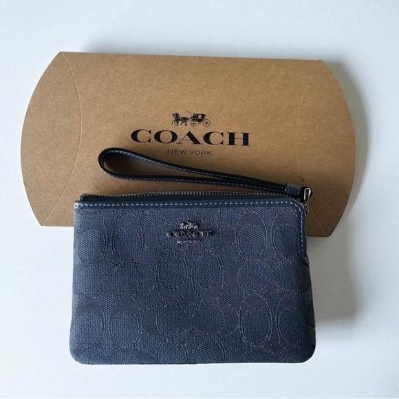 Coach Handbags - Coach jacquard denim wristlet